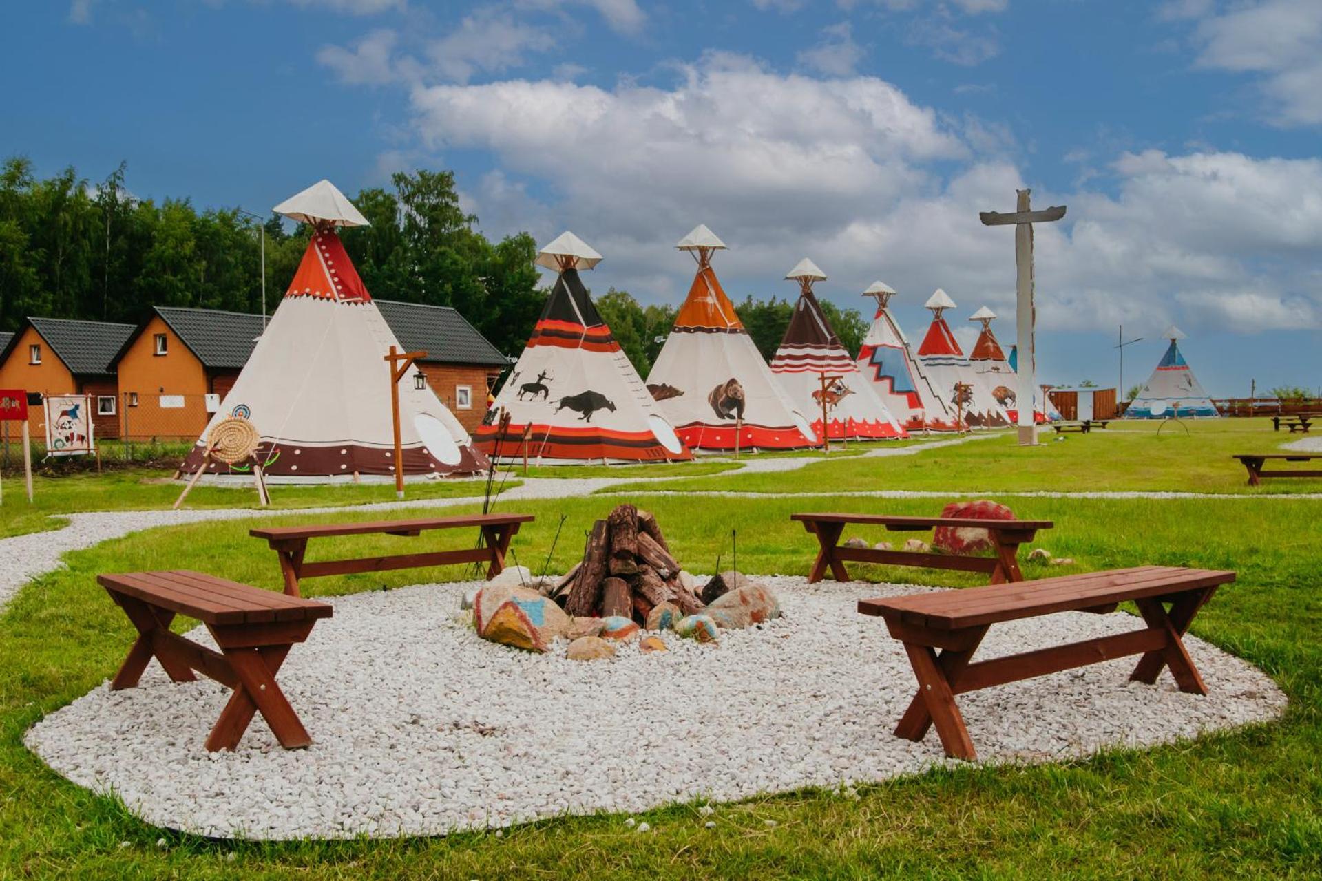 Indiana Camp - 150 M Od Suntago Park Hotel Grabce-Towarzystwo Exterior photo