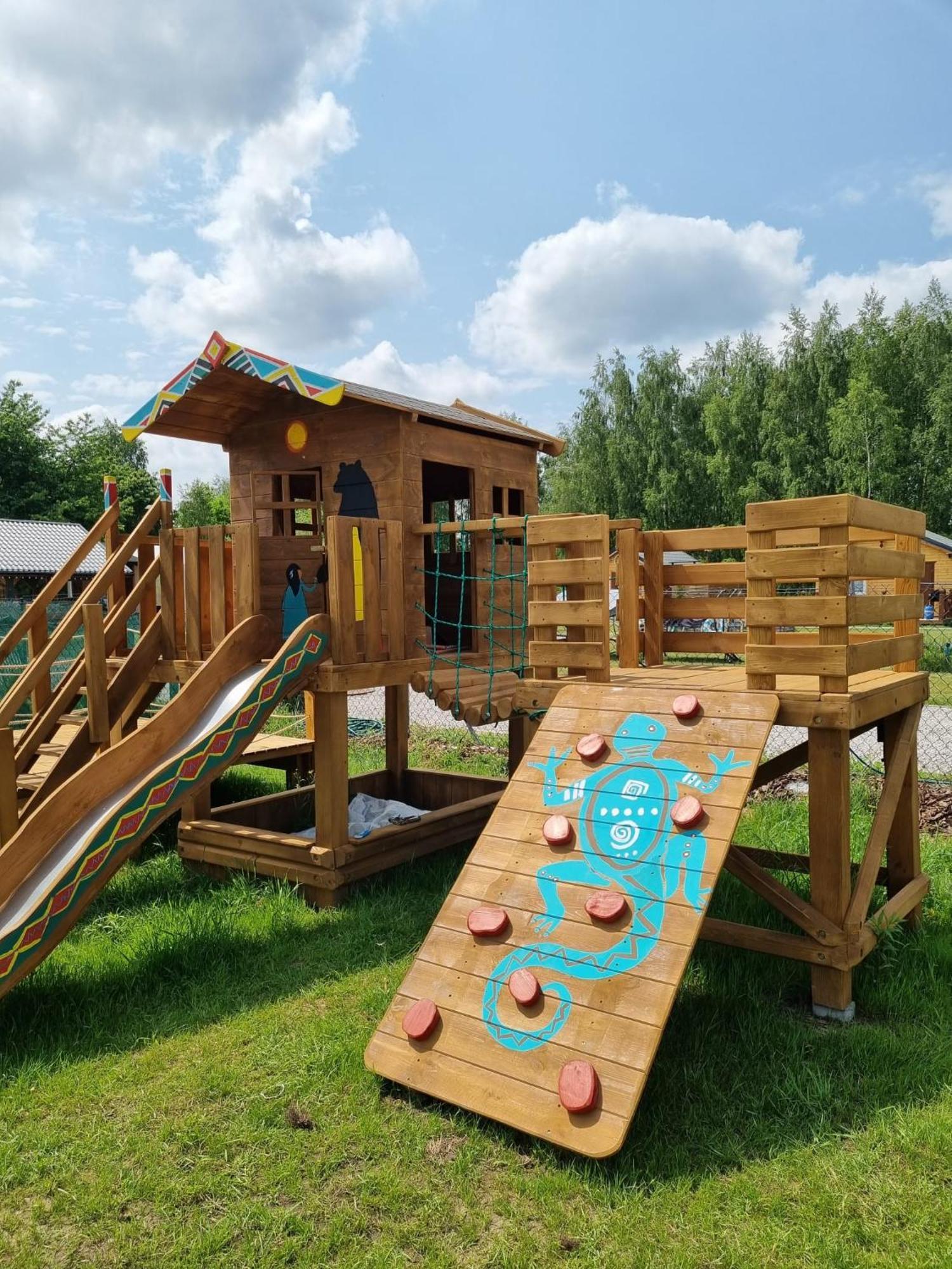 Indiana Camp - 150 M Od Suntago Park Hotel Grabce-Towarzystwo Exterior photo